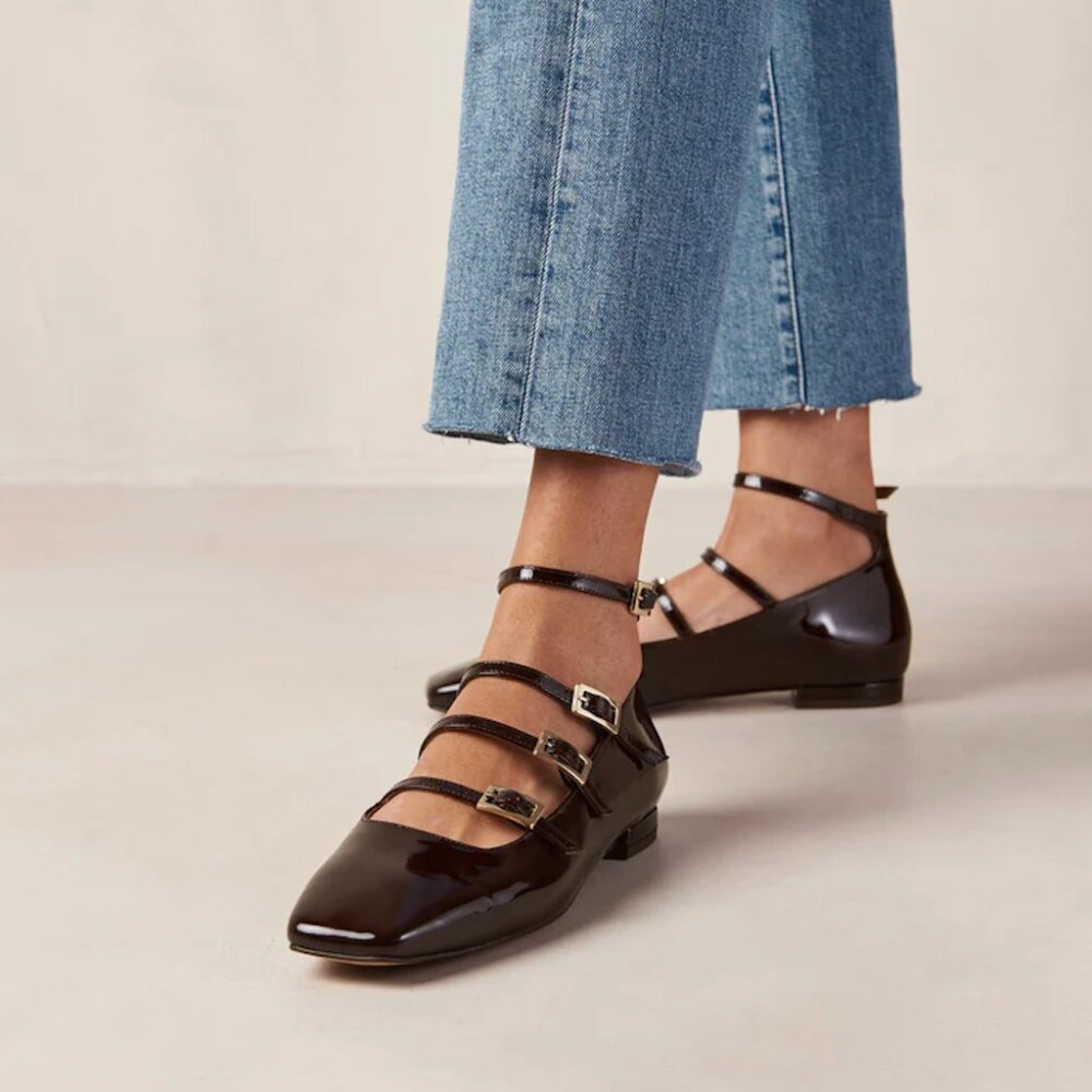 NWOT Alohas Patent Leather Flat